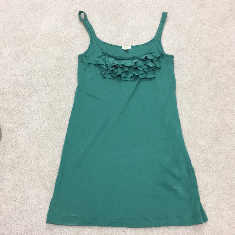 J Crew ruffled neckline tank ❤️